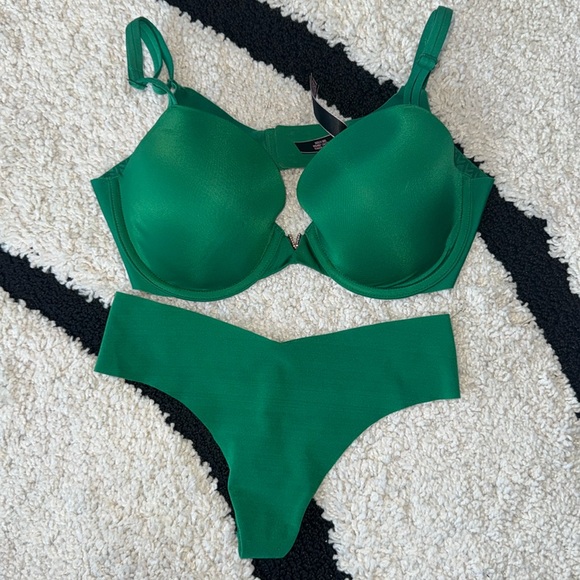 Matching Victoria Secret No Lines set - Picture 1 of 7